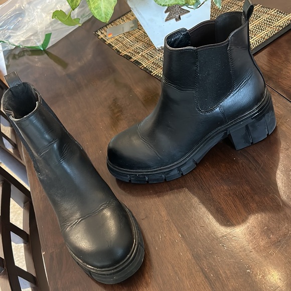 COPY - Princess Polly Boots - Picture 6 of 6